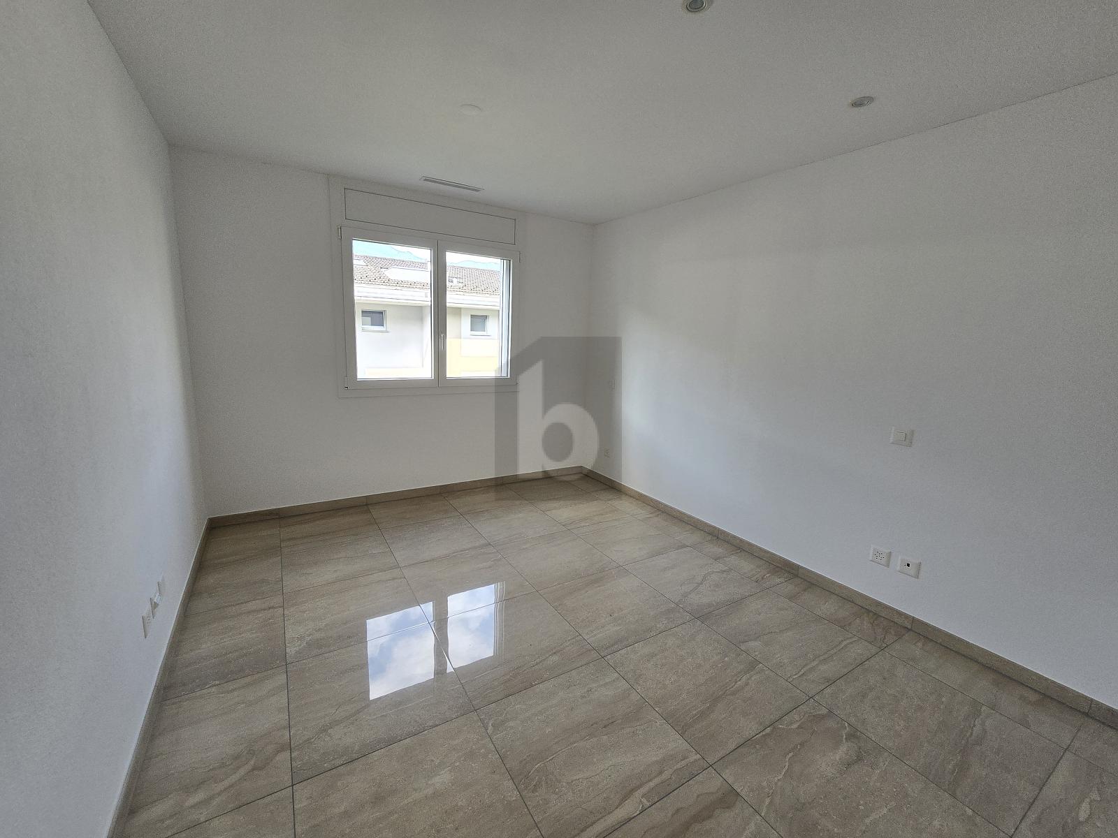 MODERN UND RUHIG MIT TERRASSE – Sementina