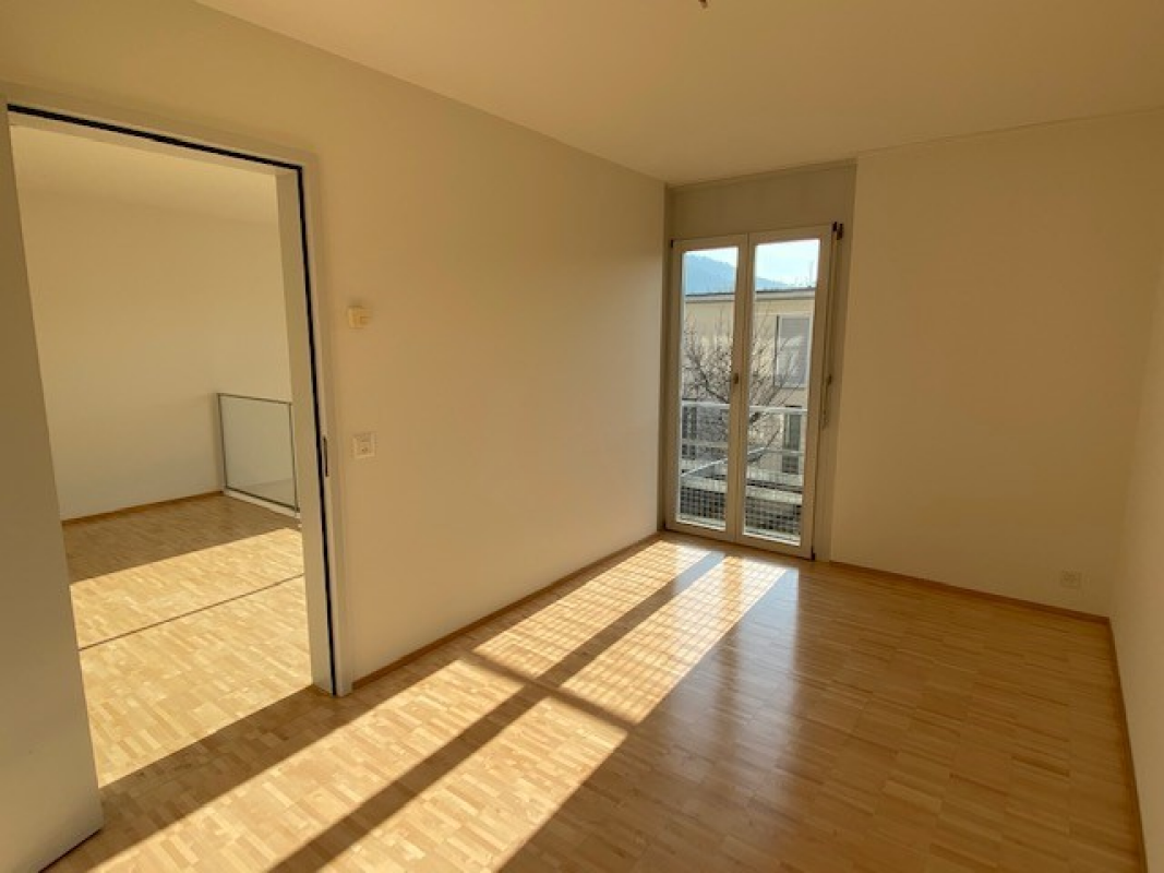 2.5-Zimmer-Wohnung mit wunderschöner Aussicht – Lausen