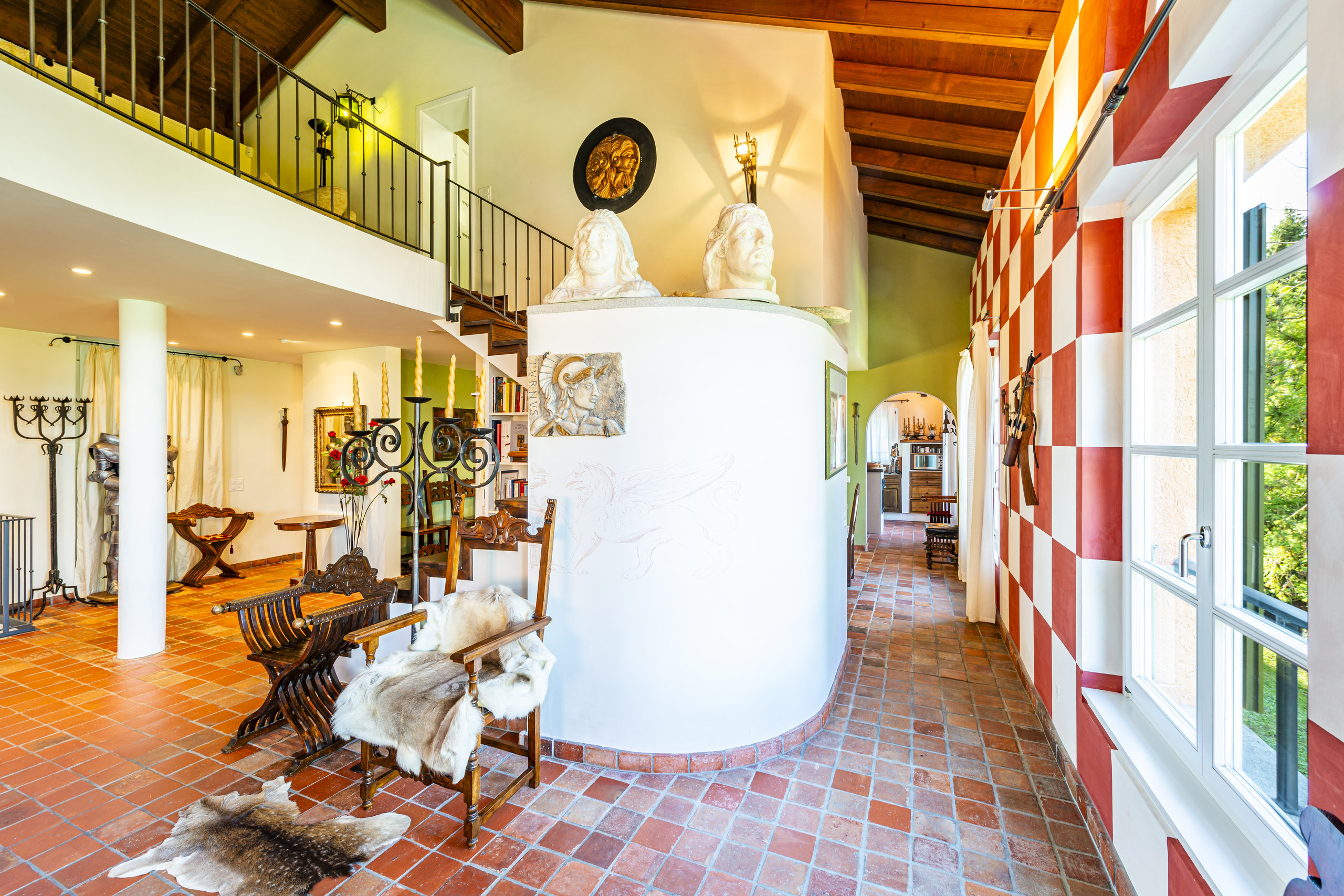 Exclusive villa with lake view and private park of over 6,000 sqm – Lugano