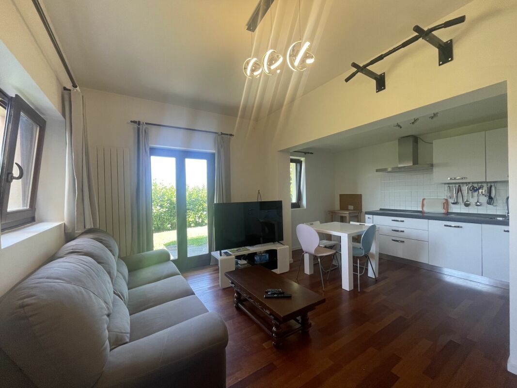 Due Case Unifamiliari con 3 Appartamenti in Vendita – Lugano