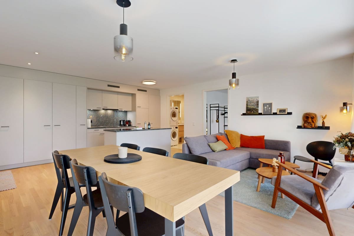 Appartement lumineux avec terrasse à Sierre – Sion