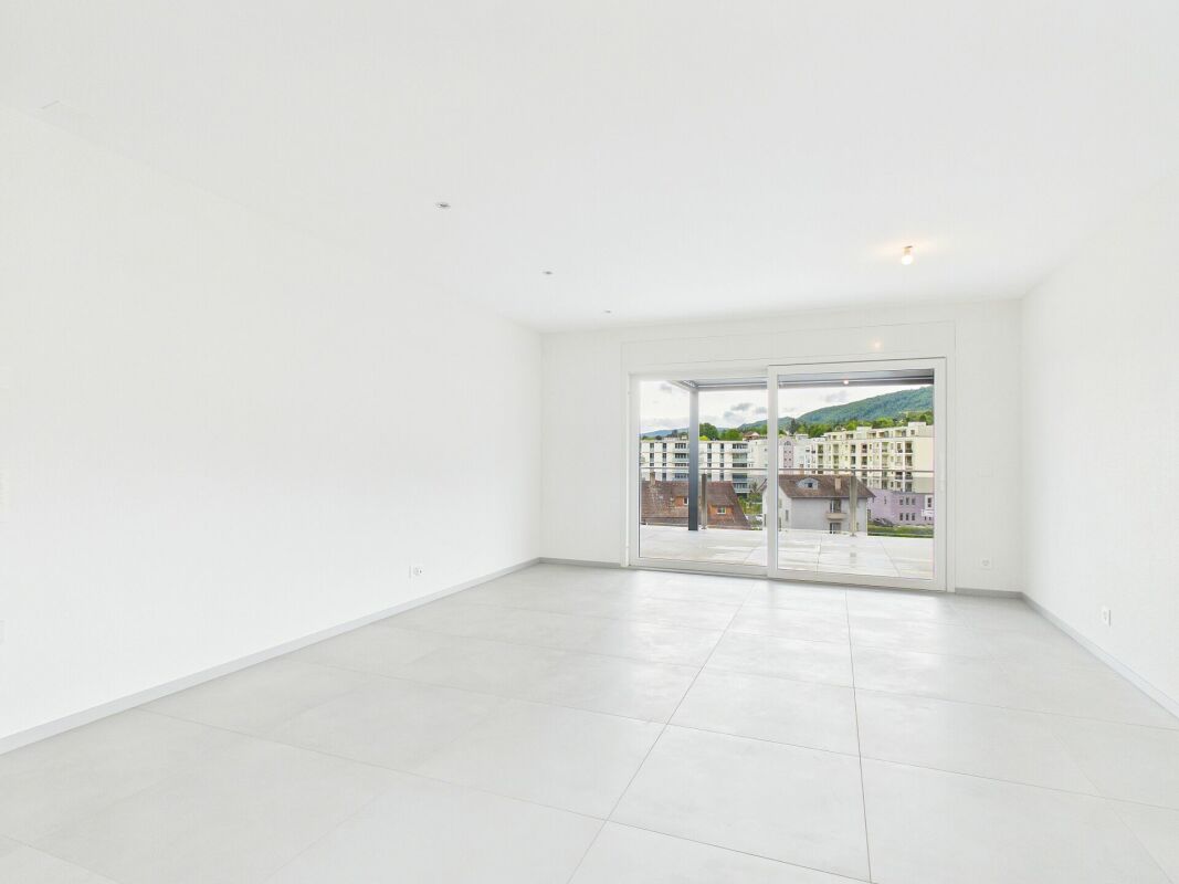 Stilvolle Attikawohnung mit grosser Terrasse und exklusiver Wohnkomfort in Delémont – Delémont