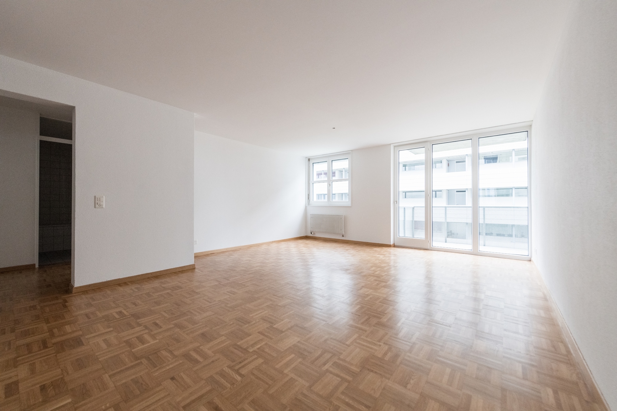 31⁄2-ZIMMER-WOHNUNG MIT BALKON IN DER TORRY-GEGEND – Fribourg