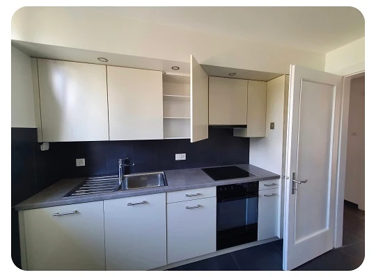 Appartement de 4,5 pièces dans une petite maison de 3 logements, quartier calme et verdoyant – Yverdon-les-Bains