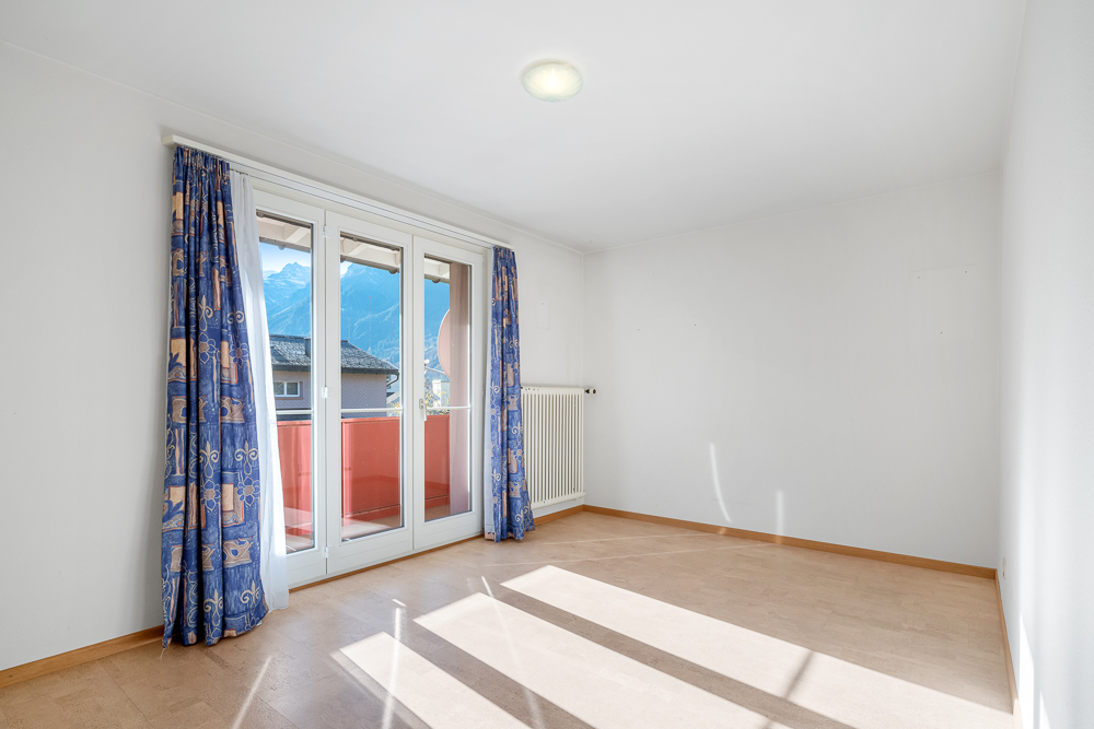 5-Zimmer-Doppel-Einfamilienhaus mit grossem Garten – Linthal GL