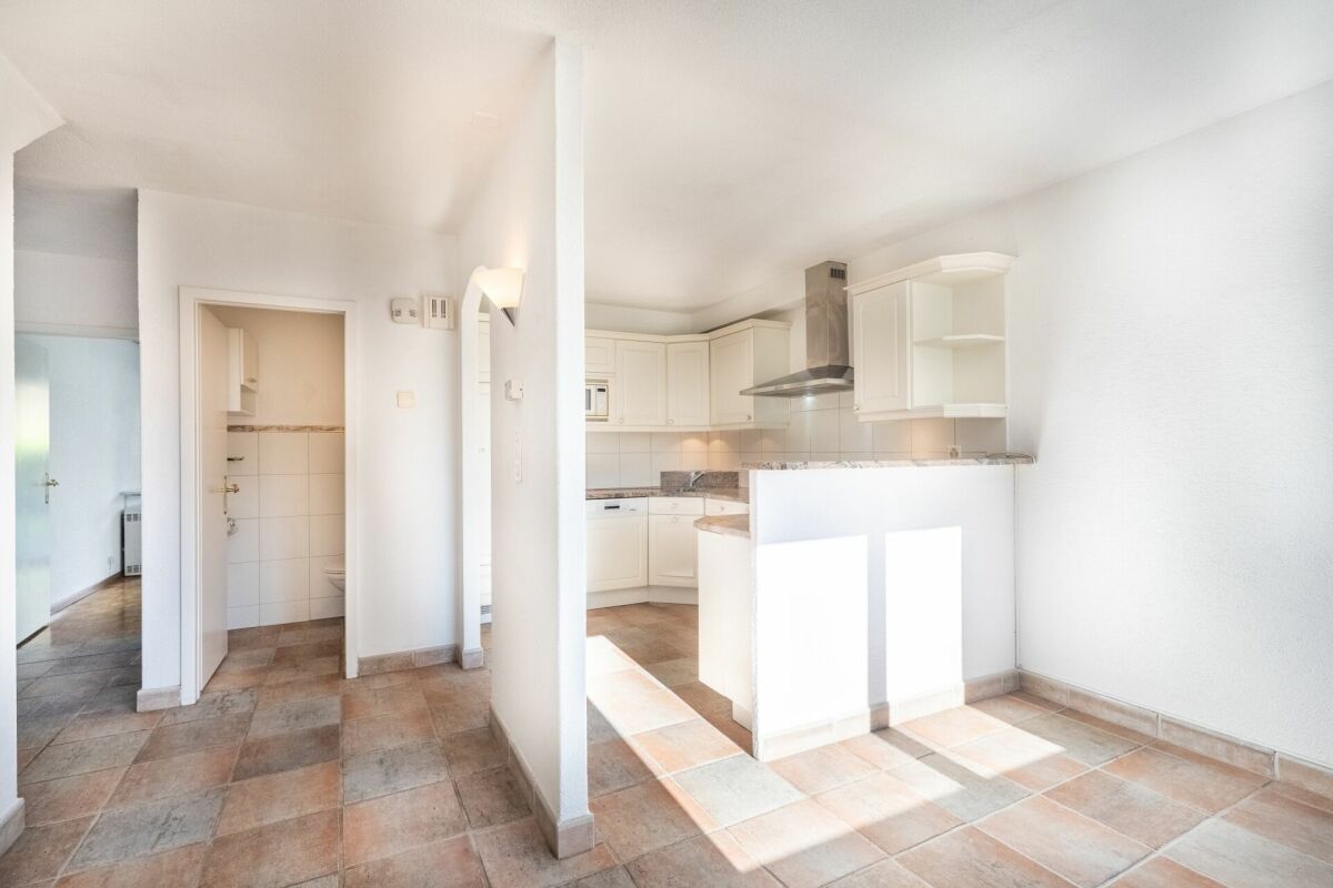 Mehr als vier Wände: 4.5-Zimmer-Reiheneckhaus mit Garten, Balkon und bester Anbindung – Domat-Ems