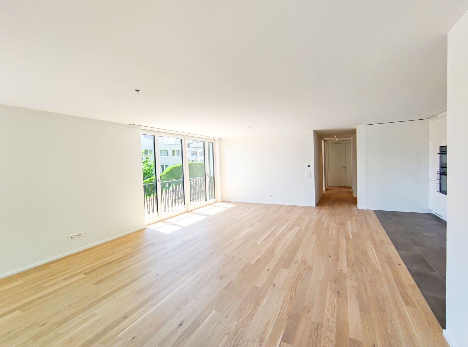 Ankündigung "Neuwertige 4.5 Zimmer Wohnung an bevorzugter Wohnlage... – Schaffhausen / Herblingen