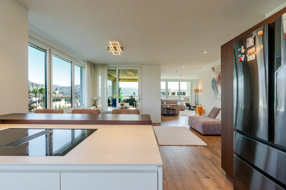 Neuwertige 5.5 Z' Maisonette-Gartenwohnung mit herrlicher Aussicht und 2 EHP's – Liestal