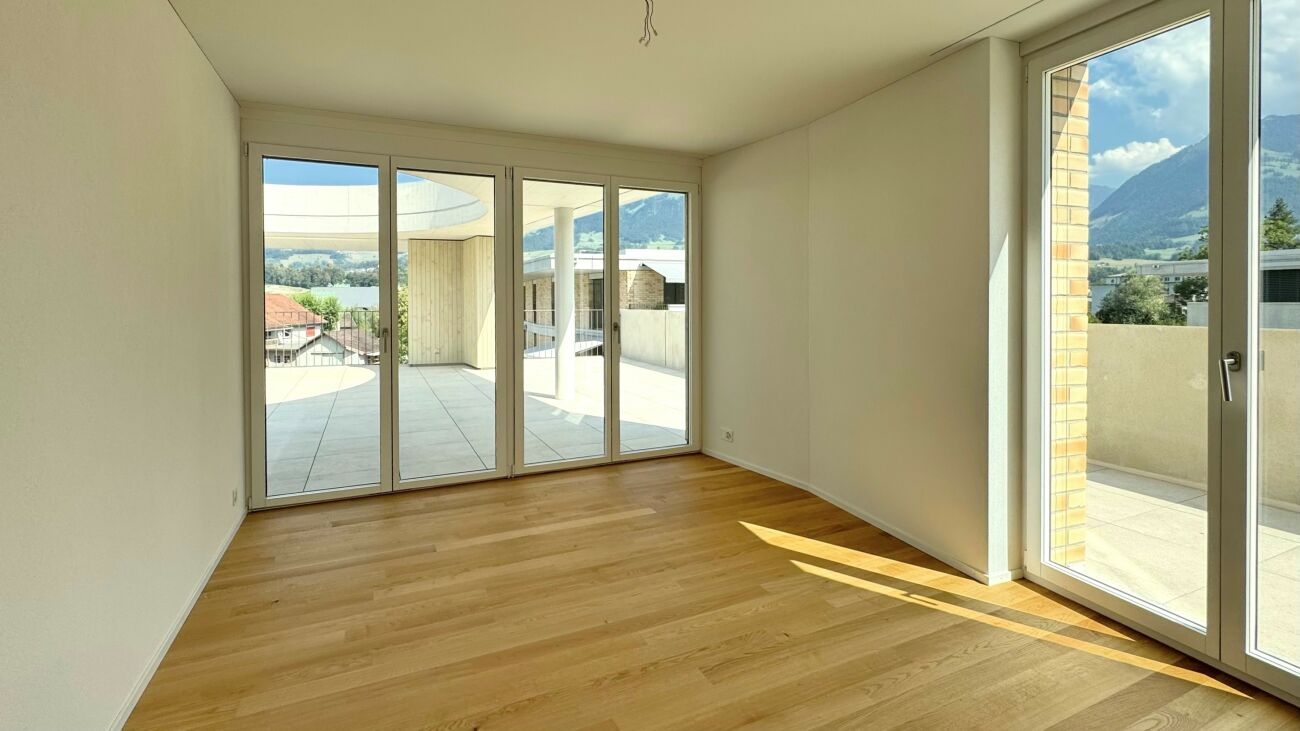 Moderne 2.5-Zimmer-Attikawohnung in Matten, Sarnen – Sarnen