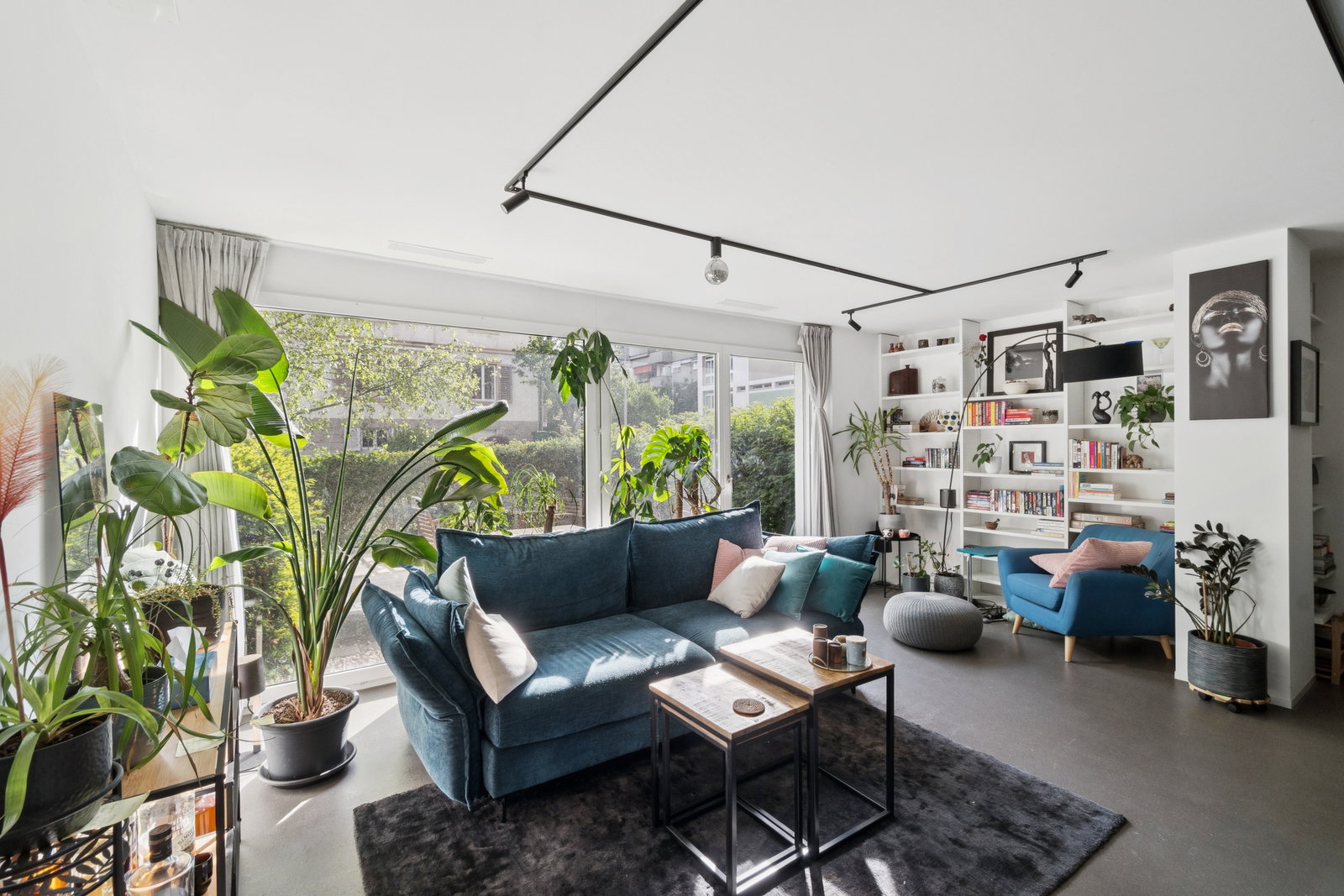 Klein & fein" - perfekte Rückzugsorte mit Gartensitzplatz – Zürich