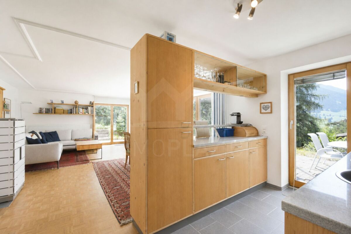 Heimeliges Ferienhaus am sonnigen Südhang – Savognin