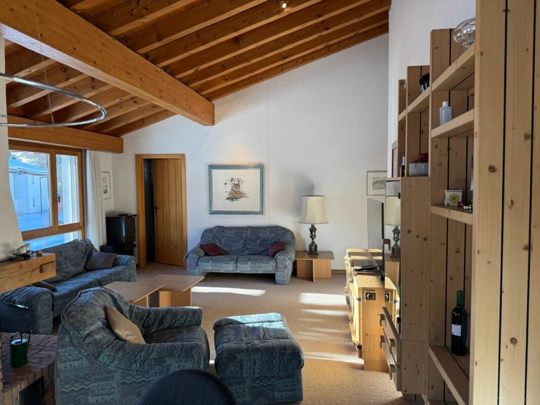 Sonnige 5.5 Zimmerwohnung an ruhiger Lage – Davos Dorf