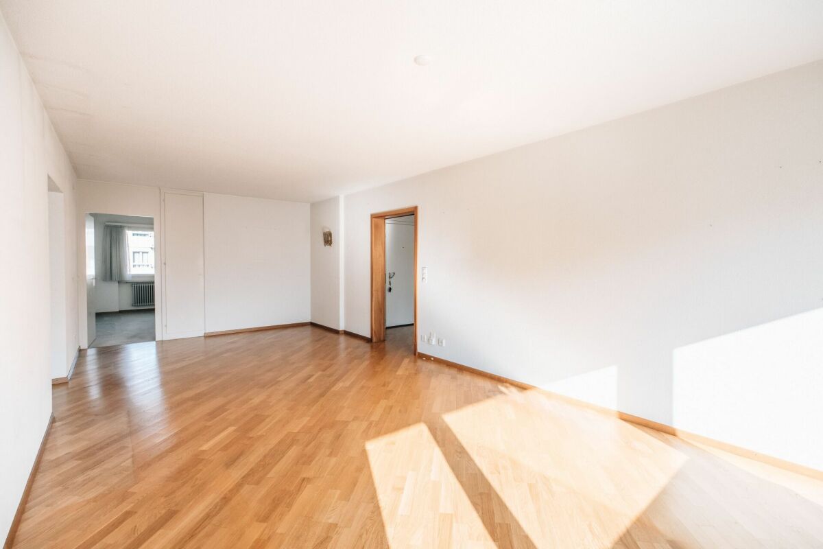 41⁄2- (31⁄2-) Zimmer-Wohnung in See- und Stadtnähe – Thun