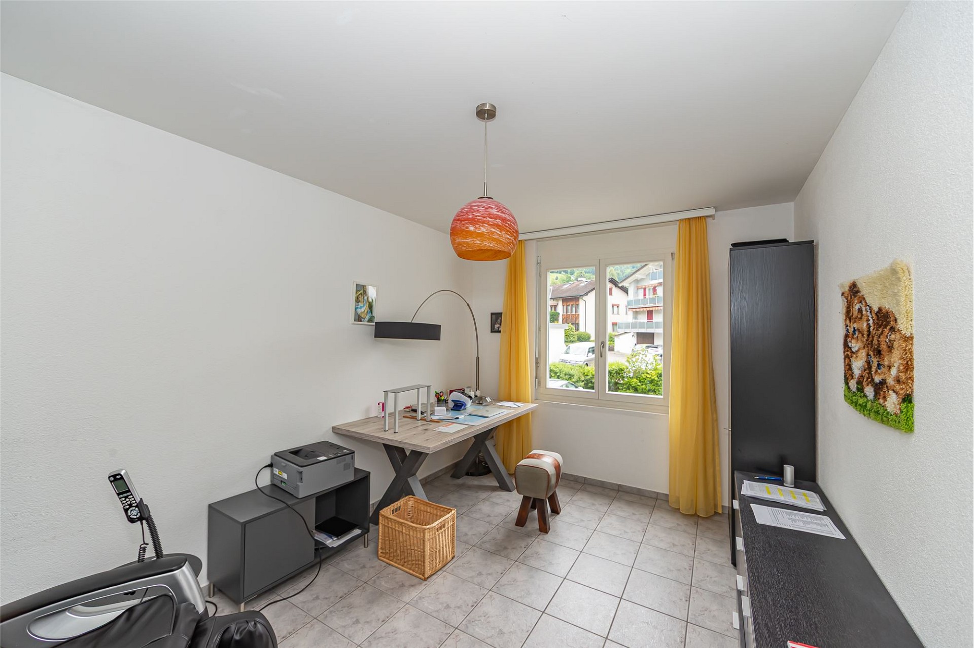 Helle, gepflegte 4.5-Zimmerwohnung mit 2 Balkonen, moderner Ausstattung & Tiefgaragenplatz – Sarnen