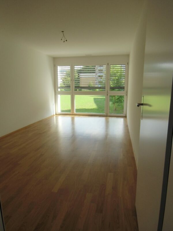 Attraktive 2.5 Zimmerwohnung im Grünen – Laufen