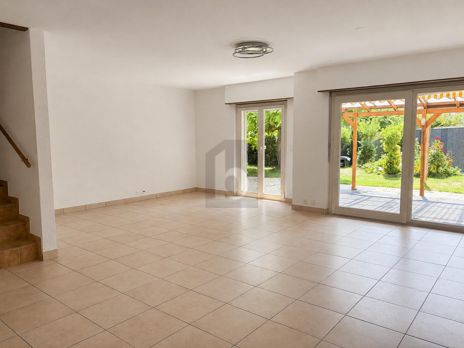 GERÄUMIG, FAMILIENFREUNDLICH UND IDEAL GELEGEN – Martigny