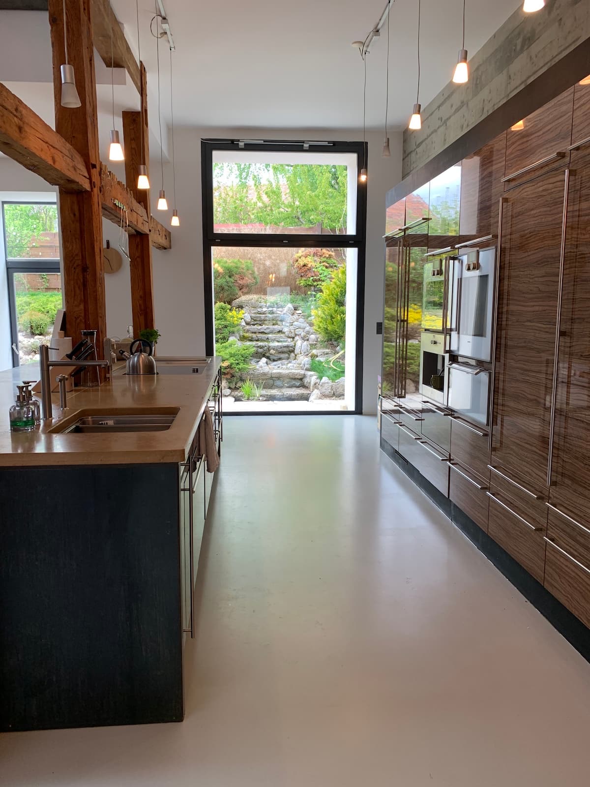 Élégante villa avec confort moderne complètement meublée à Gimel, disponible à partir de Août 2026 – Gimel