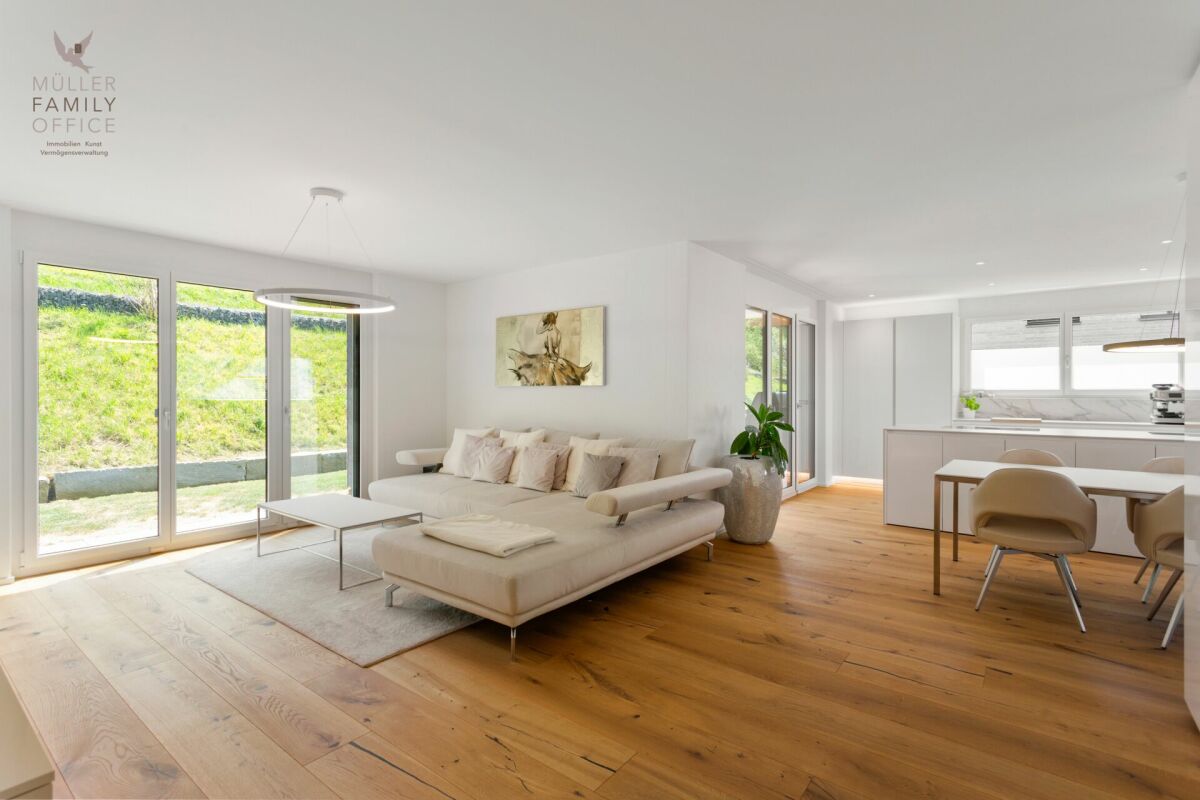 Wohnen wie im Einfamilienhaus - Exklusive 4 1/2 Zimmer-Gartenwohnung mit schöner Seesicht, viel Privatsphäre und hochwertigem Ausbau – Speicherschwendi