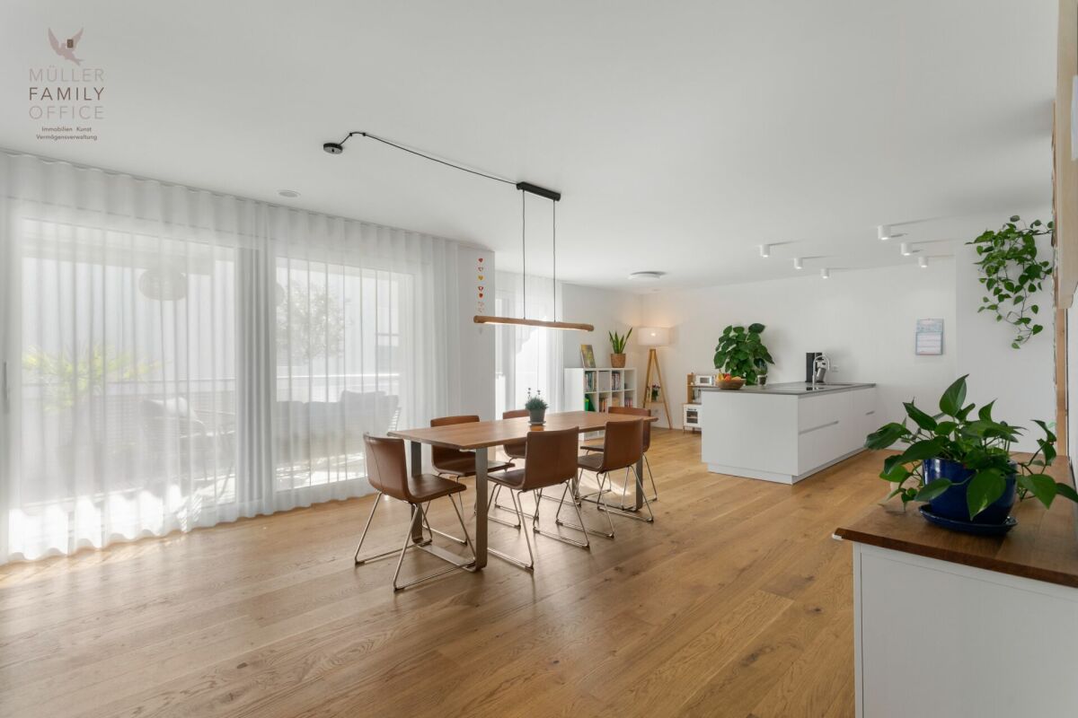 Neuwertige 5 1/2 Zimmer-Minergie-Wohnung mit grossem Balkon und hochwertigem Ausbau – Berg SG