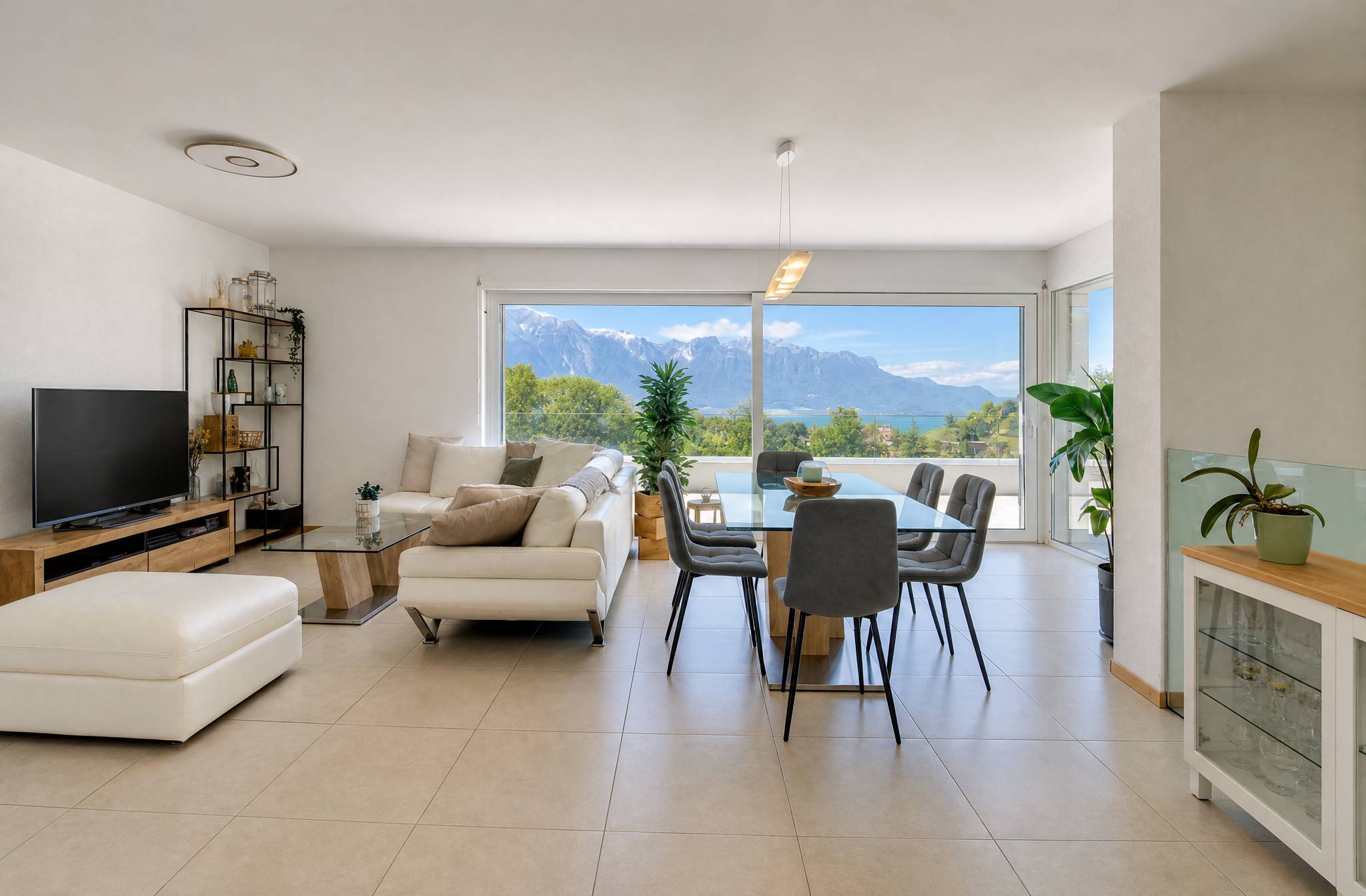 5,5 pièces en duplex avec vaste terrasse face au Léman – Montreux