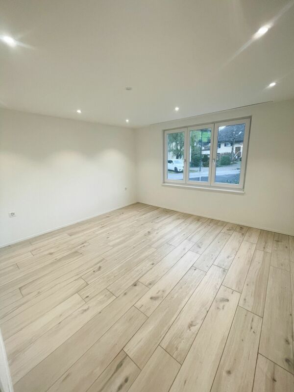Renovierte 3.5 Zimmer-Gartenwohnung inkl. PP – Tenniken