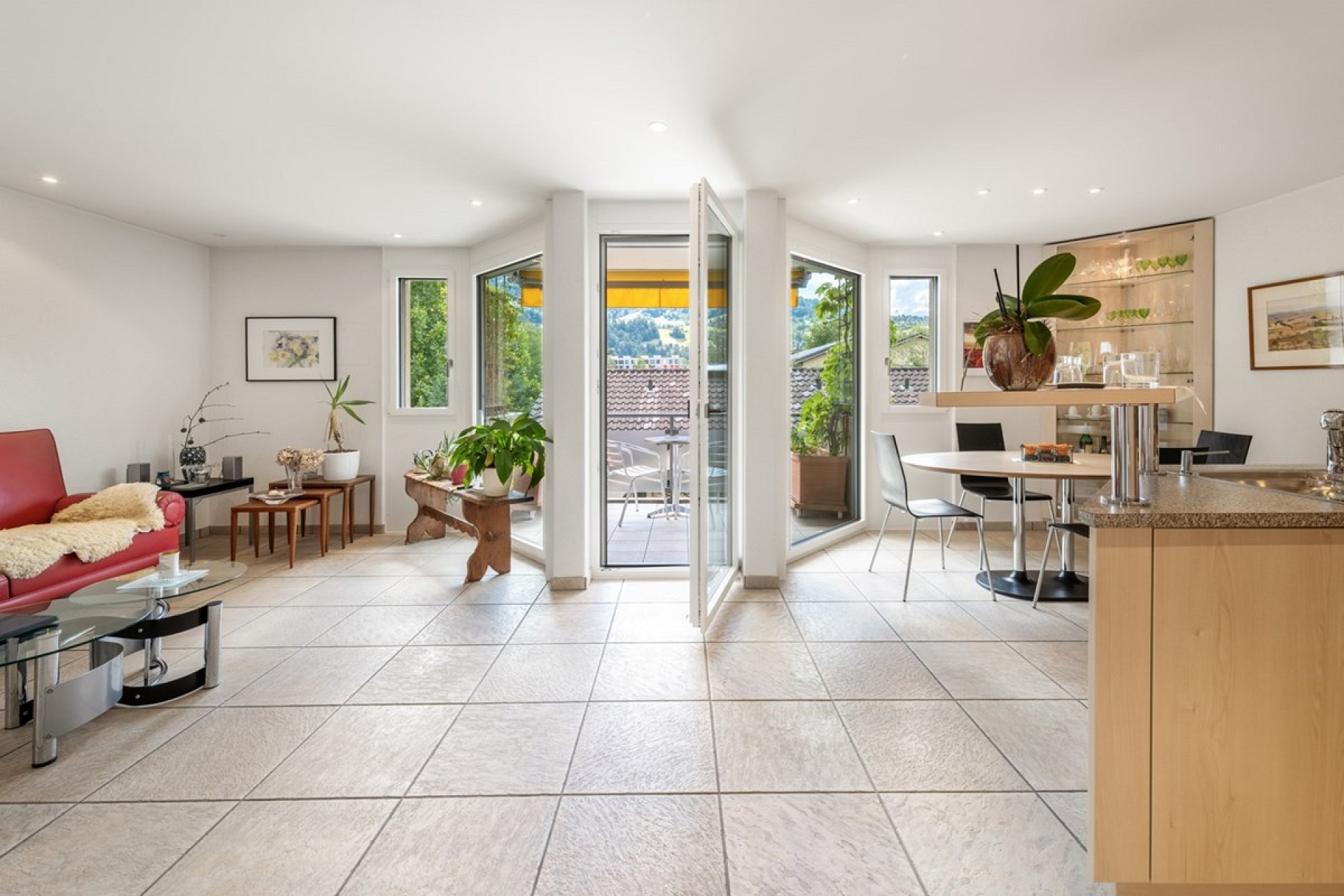 Attraktive 41⁄2-Zimmer-Wohnung im Herzen von Horw – Horw