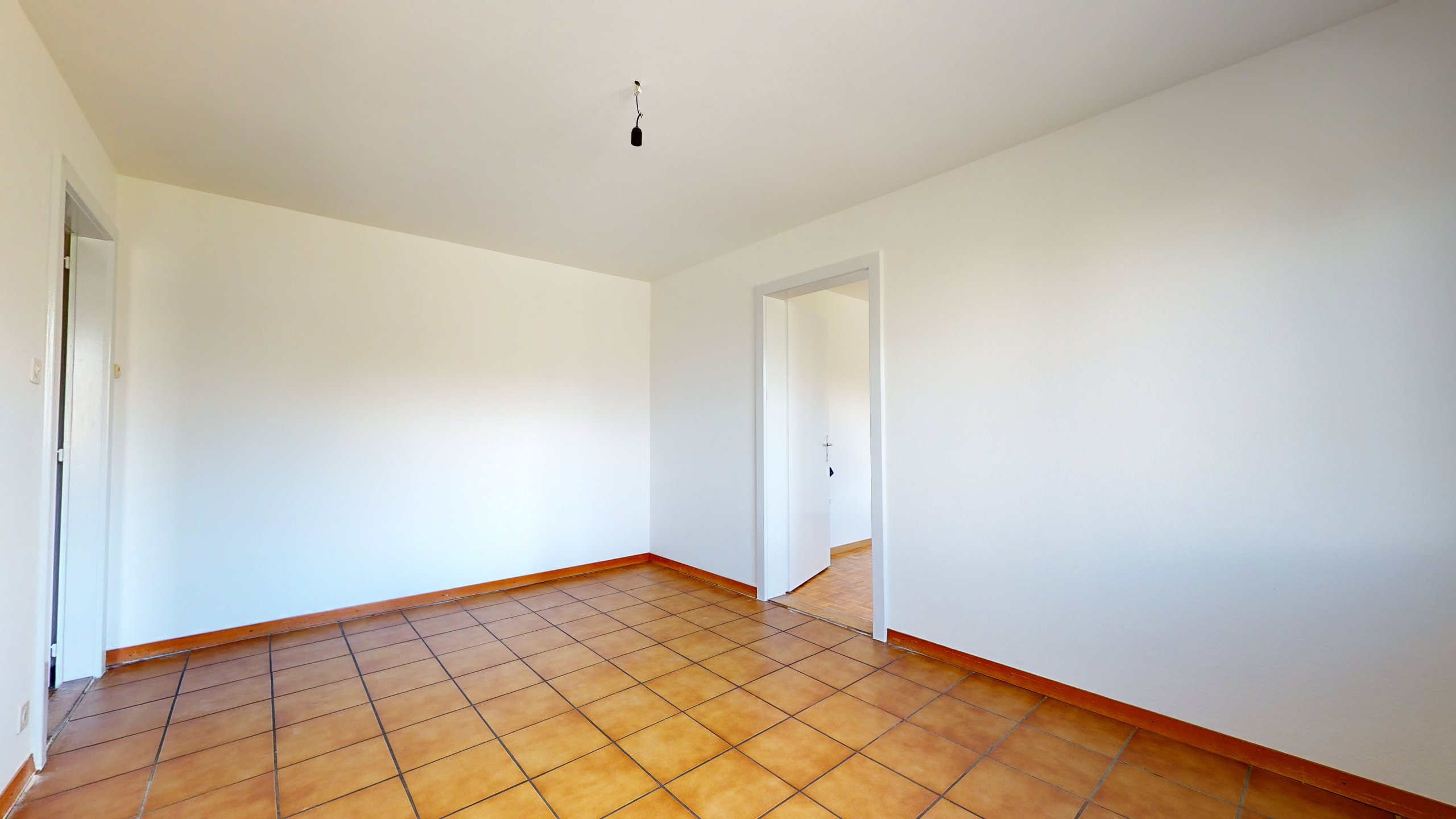 21⁄2-ZIMMER-WOHNUNG IN DER JURA-QUARTIER – Fribourg