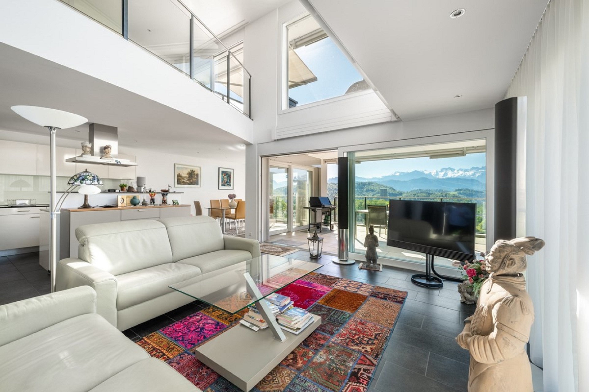 Attika-Feeling mit Pilatusblick: Exklusive 51⁄2-Zimmer-Maisonettewohnung – Luzern
