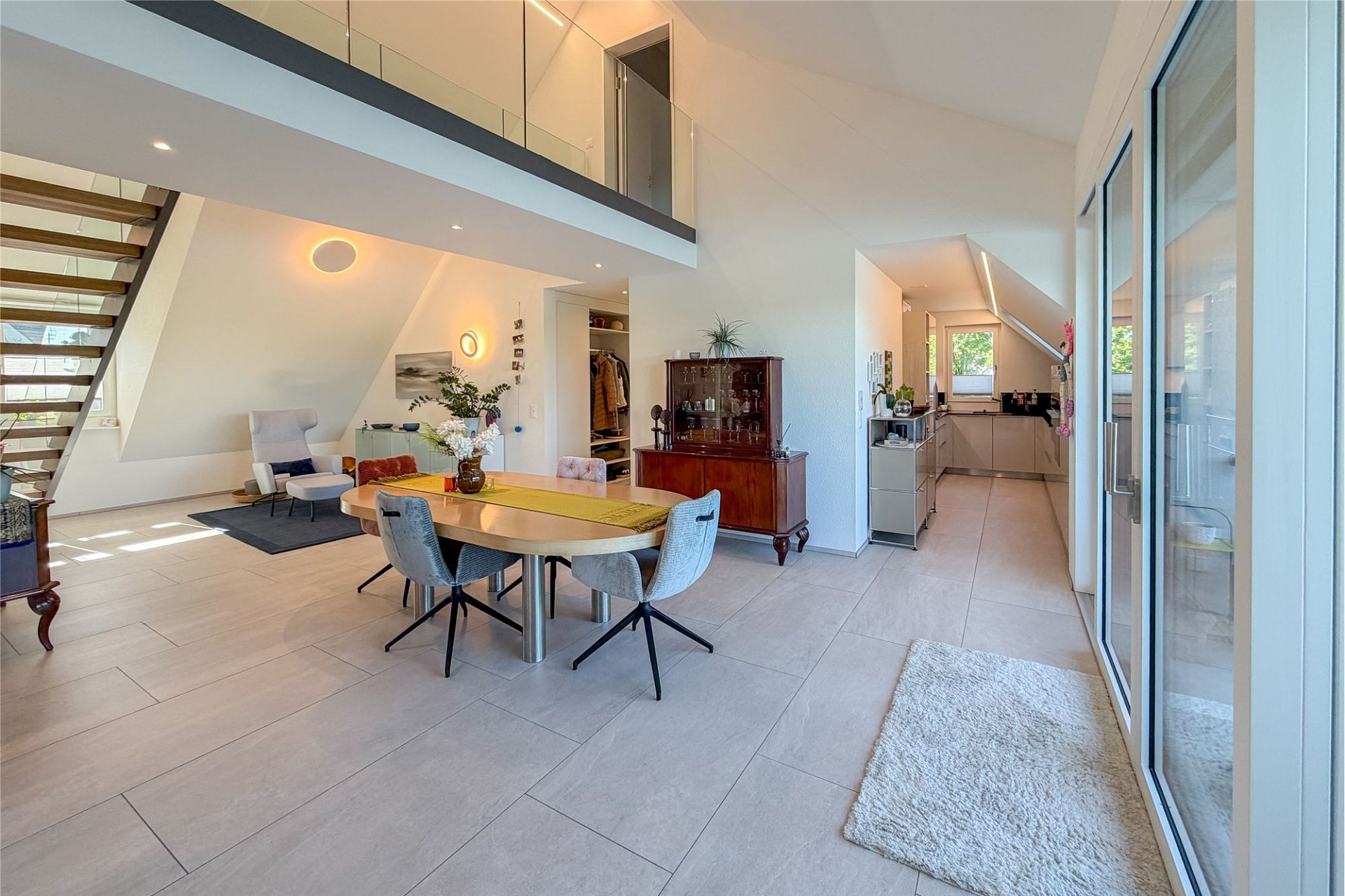 Rheinblick - Feeling wie in den Ferien - 4.5-Zimmer-Maisonette-Wohnung in Wallbach zu verkaufen – Wallbach