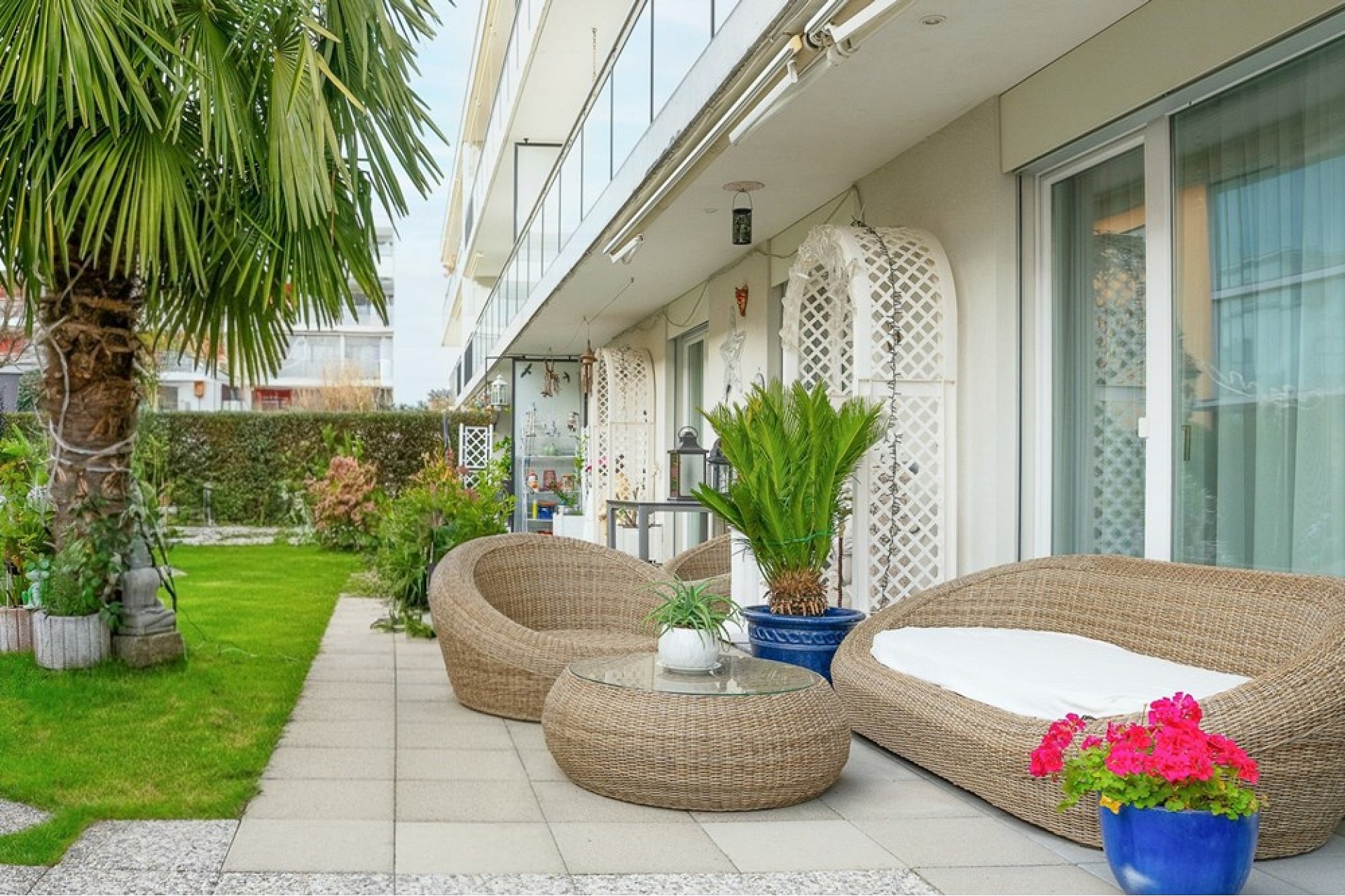 Exklusive 41⁄2 - Zimmer Gartenwohnung mit Hobbyraum – Emmenbrücke