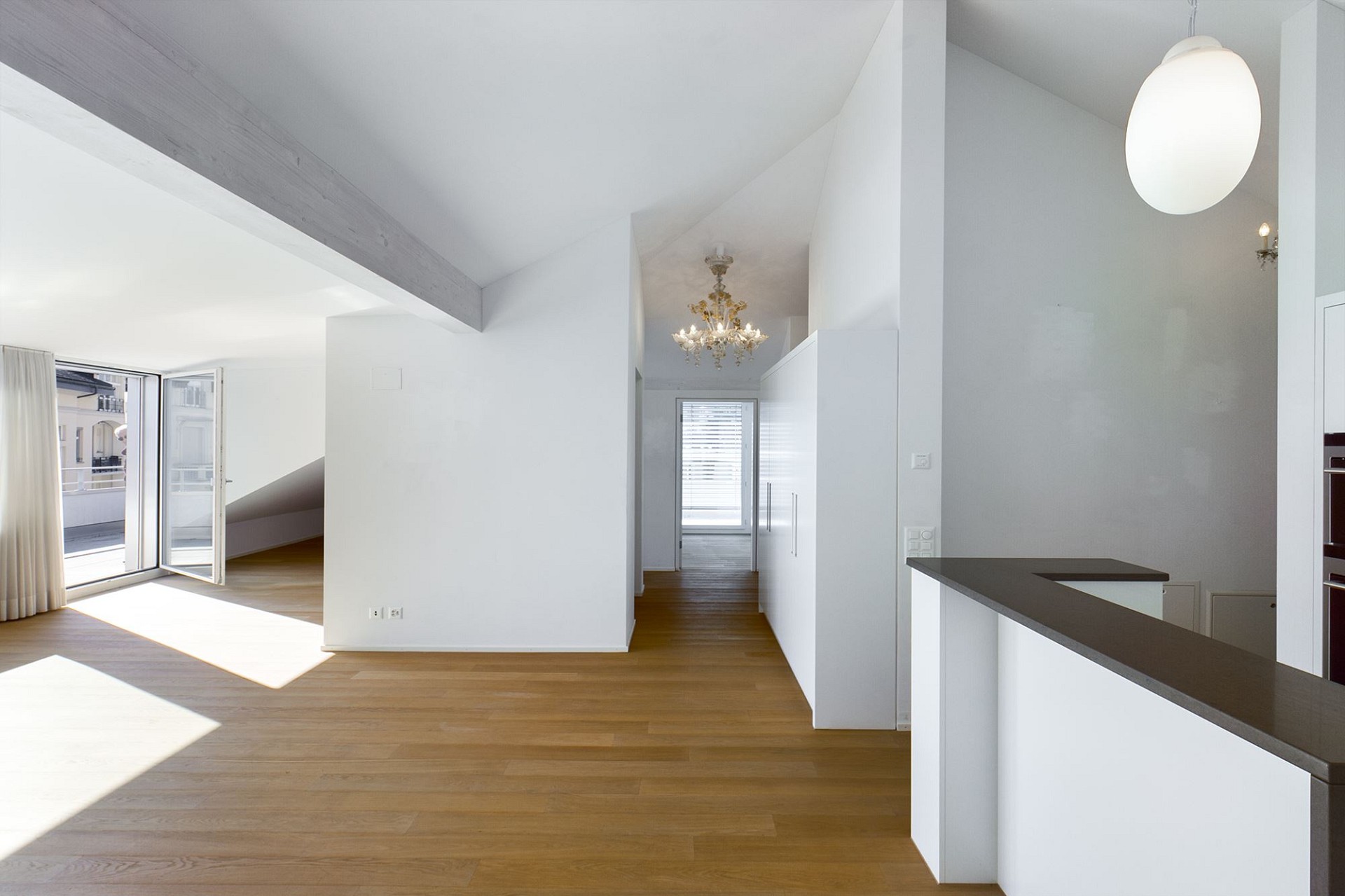 Luxuriöse Attikawohnung in der noblen Villa Balli – Muralto