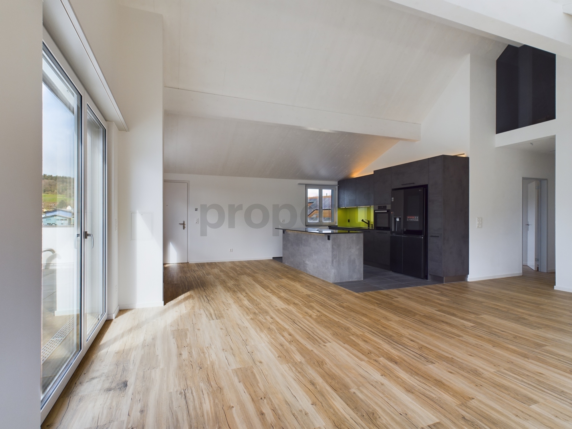 Exklusive 6.5-Zimmer-Dachwohnung mit Dachterrasse in Neftenbach – Neftenbach